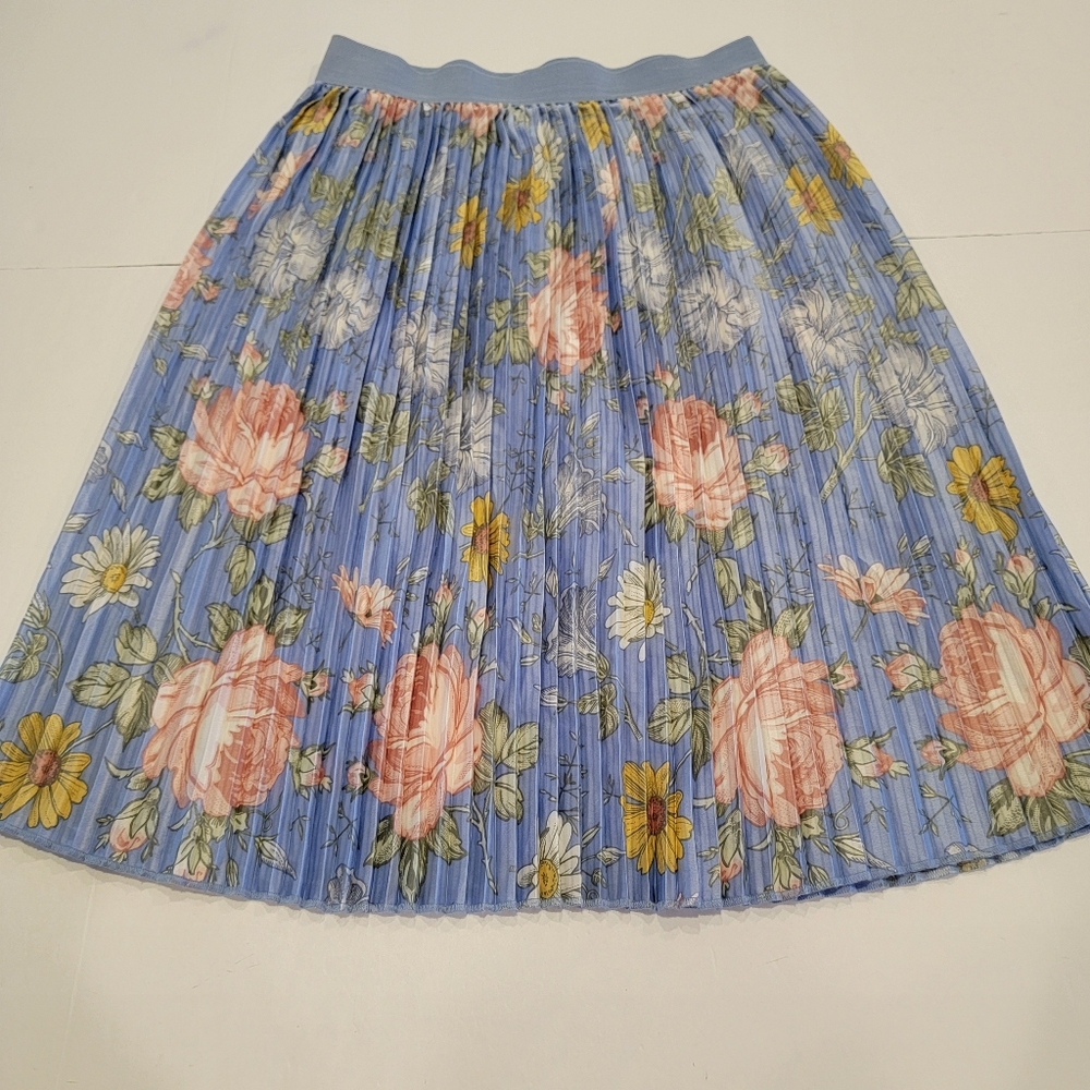 Lularoe Floral Pleated Skirt NWOT!